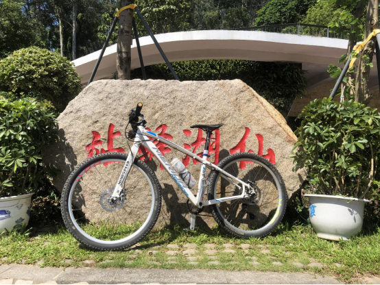 深圳風(fēng)向標(biāo)教育資源股份有限公司 深圳風(fēng)向標(biāo)教育資源股份有限公司