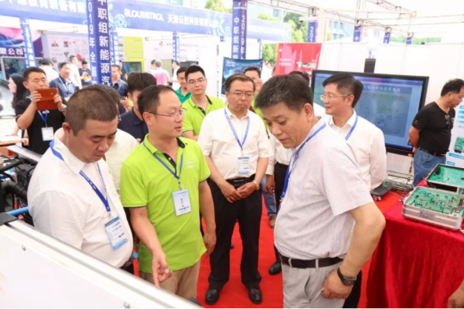 深圳風向標教育資源股份有限公司 深圳風向標教育資源股份有限公司