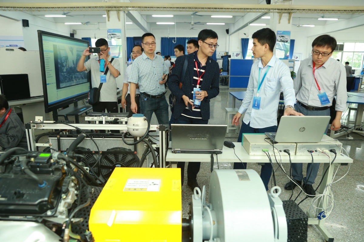 深圳風(fēng)向標(biāo)教育資源股份有限公司 深圳風(fēng)向標(biāo)教育資源股份有限公司