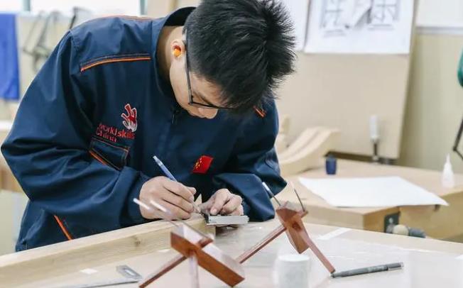 深圳風(fēng)向標(biāo)教育資源股份有限公司 深圳風(fēng)向標(biāo)教育資源股份有限公司