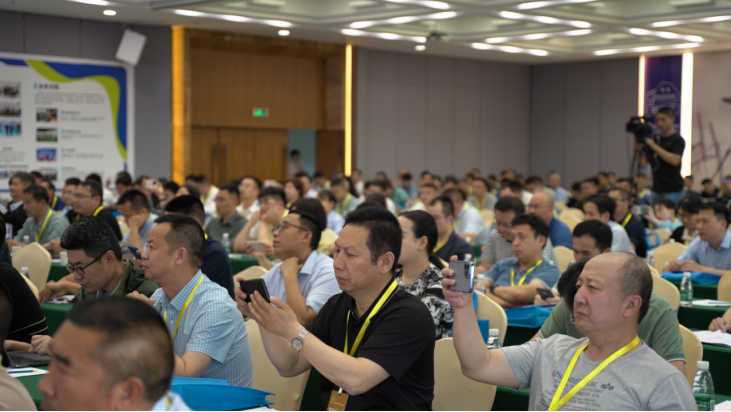 深圳風(fēng)向標(biāo)教育資源股份有限公司 深圳風(fēng)向標(biāo)教育資源股份有限公司