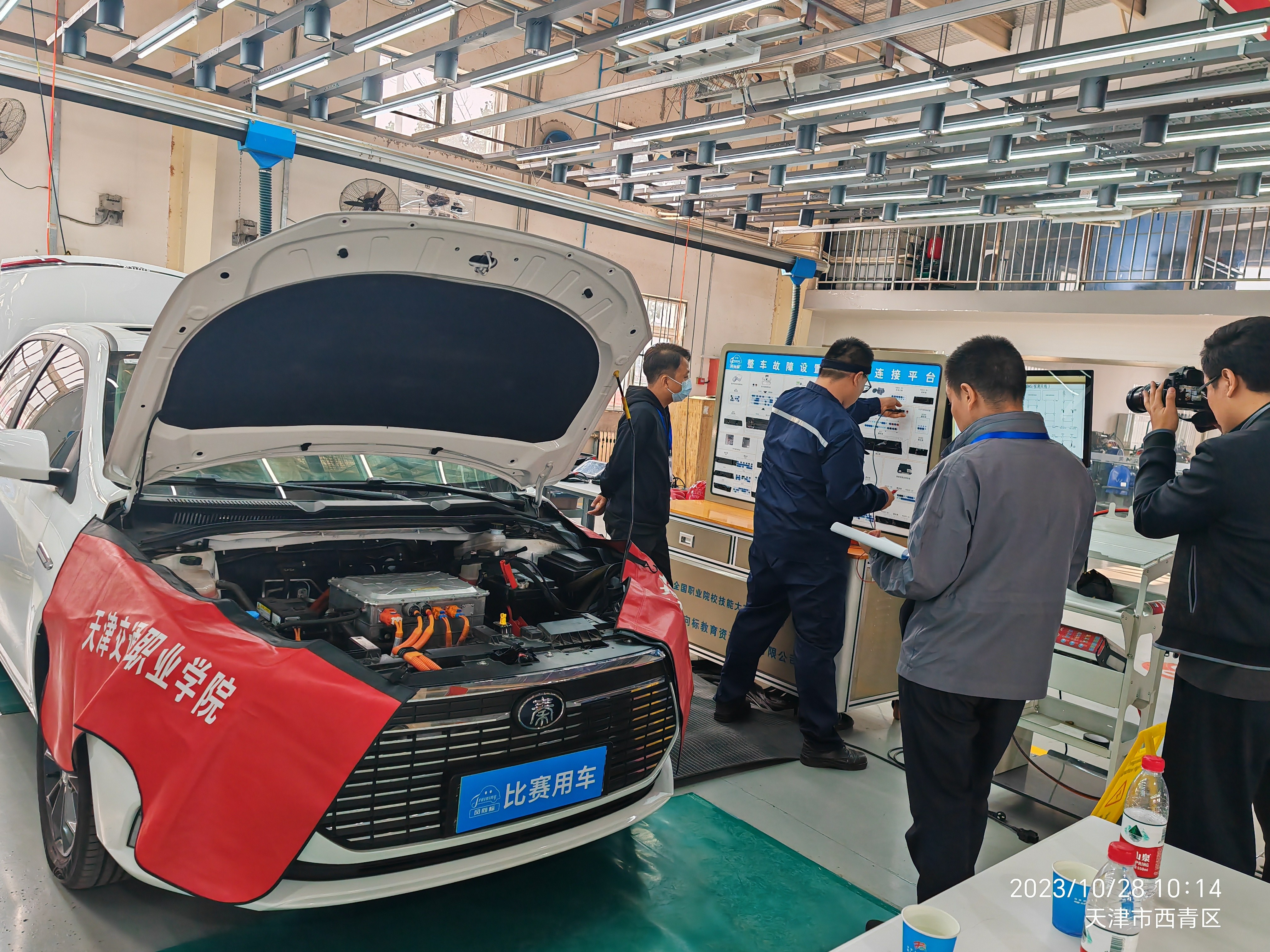 深圳風(fēng)向標(biāo)教育資源股份有限公司 深圳風(fēng)向標(biāo)教育資源股份有限公司