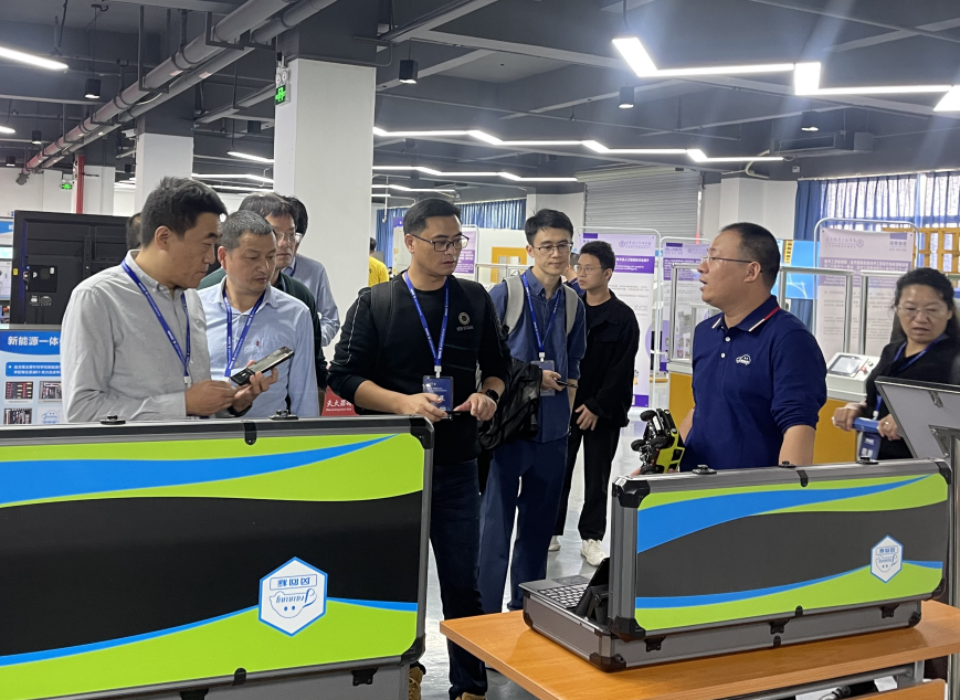 深圳風(fēng)向標(biāo)教育資源股份有限公司 深圳風(fēng)向標(biāo)教育資源股份有限公司