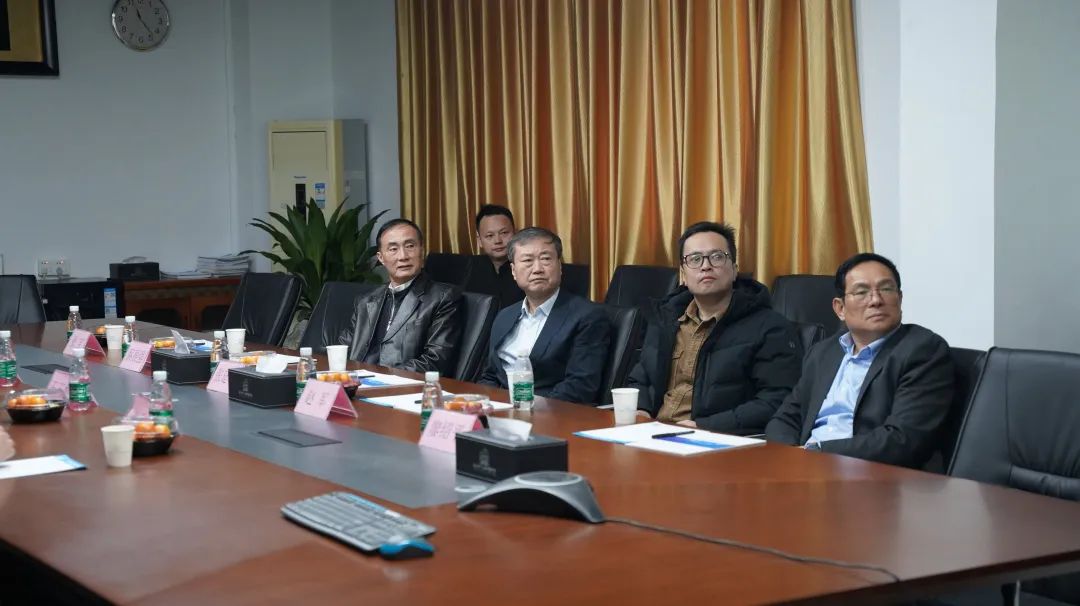 深圳風(fēng)向標(biāo)教育資源股份有限公司 深圳風(fēng)向標(biāo)教育資源股份有限公司