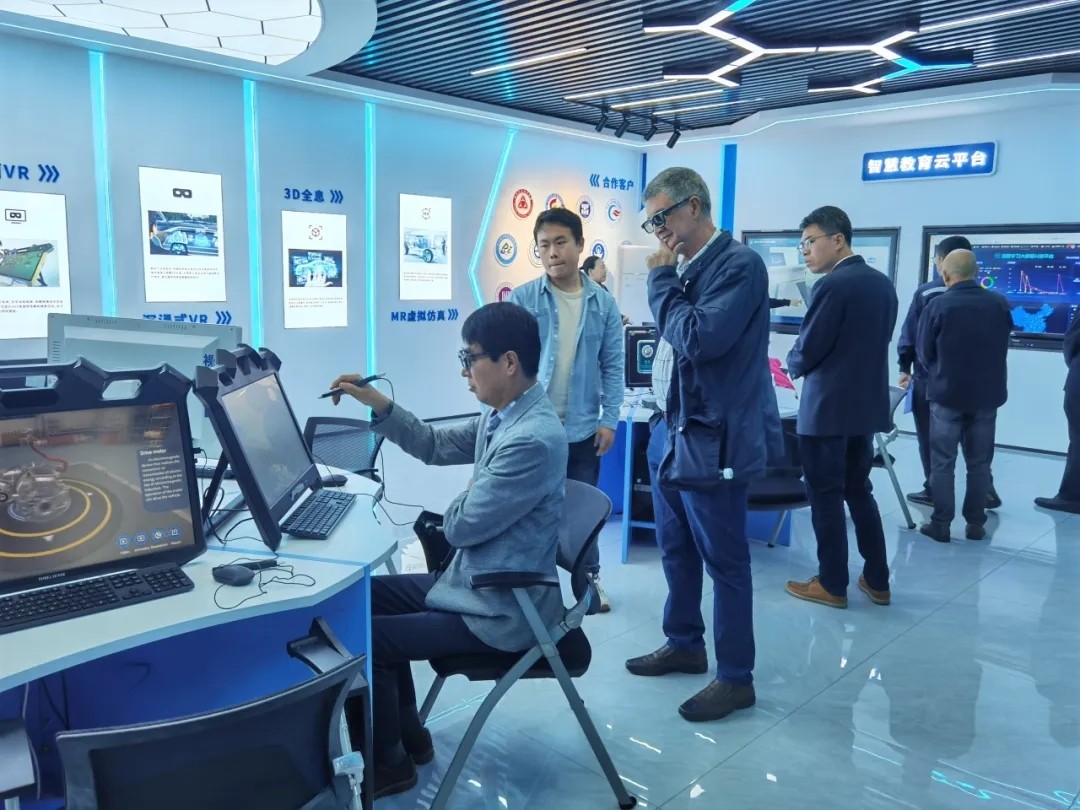 深圳風(fēng)向標(biāo)教育資源股份有限公司 深圳風(fēng)向標(biāo)教育資源股份有限公司